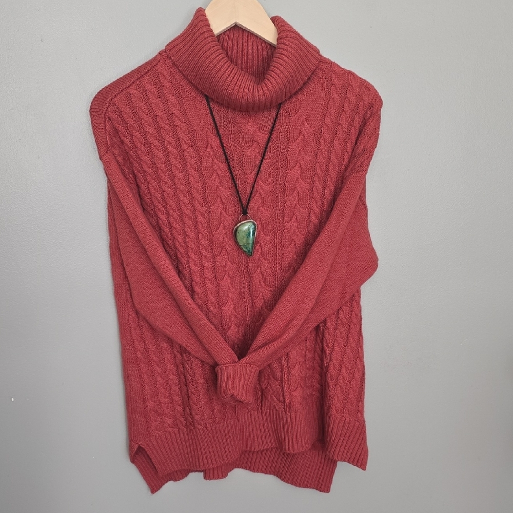 Briggs New York Rust Cable Knit Turtleneck Sweater